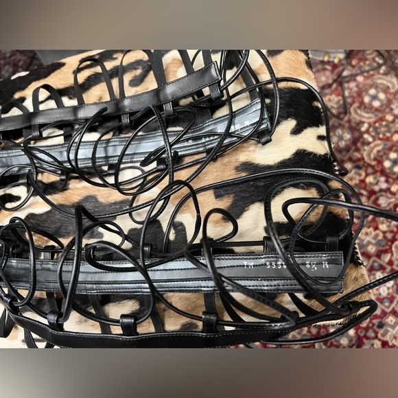 Stuart Weitzman “Sparta” Gladiator Flat Sandals Size 38.5 NWT - Picture 4 of 8